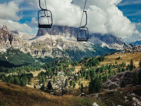 Offres de Dernière Minute : Trésors Cachés ou Risques à Contourner ?